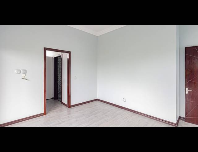 5 BEDROOM HOUSE FOR SALE IN STEYN CITY